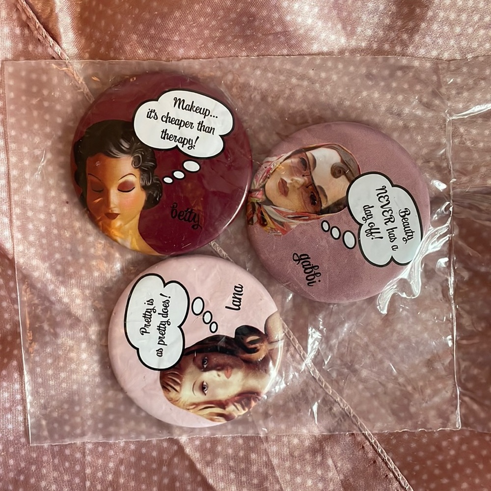 🎈 3 for $30 Bundle Deal! Set of fun spunky scarf/lapel pins BNWOT